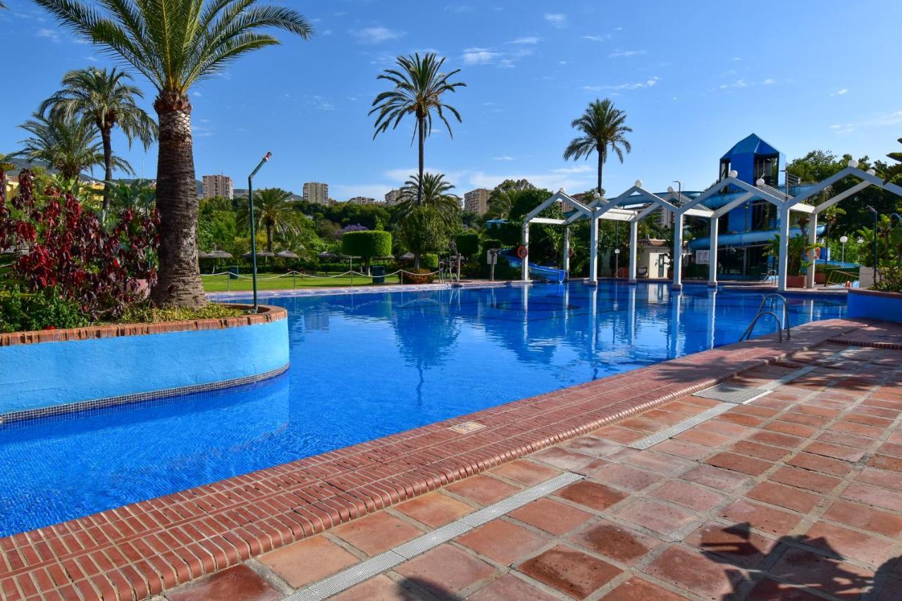 Apartamento Benal Beach, Superb 2 Bedroom 2 Bathroom Front Sleeps 6 *