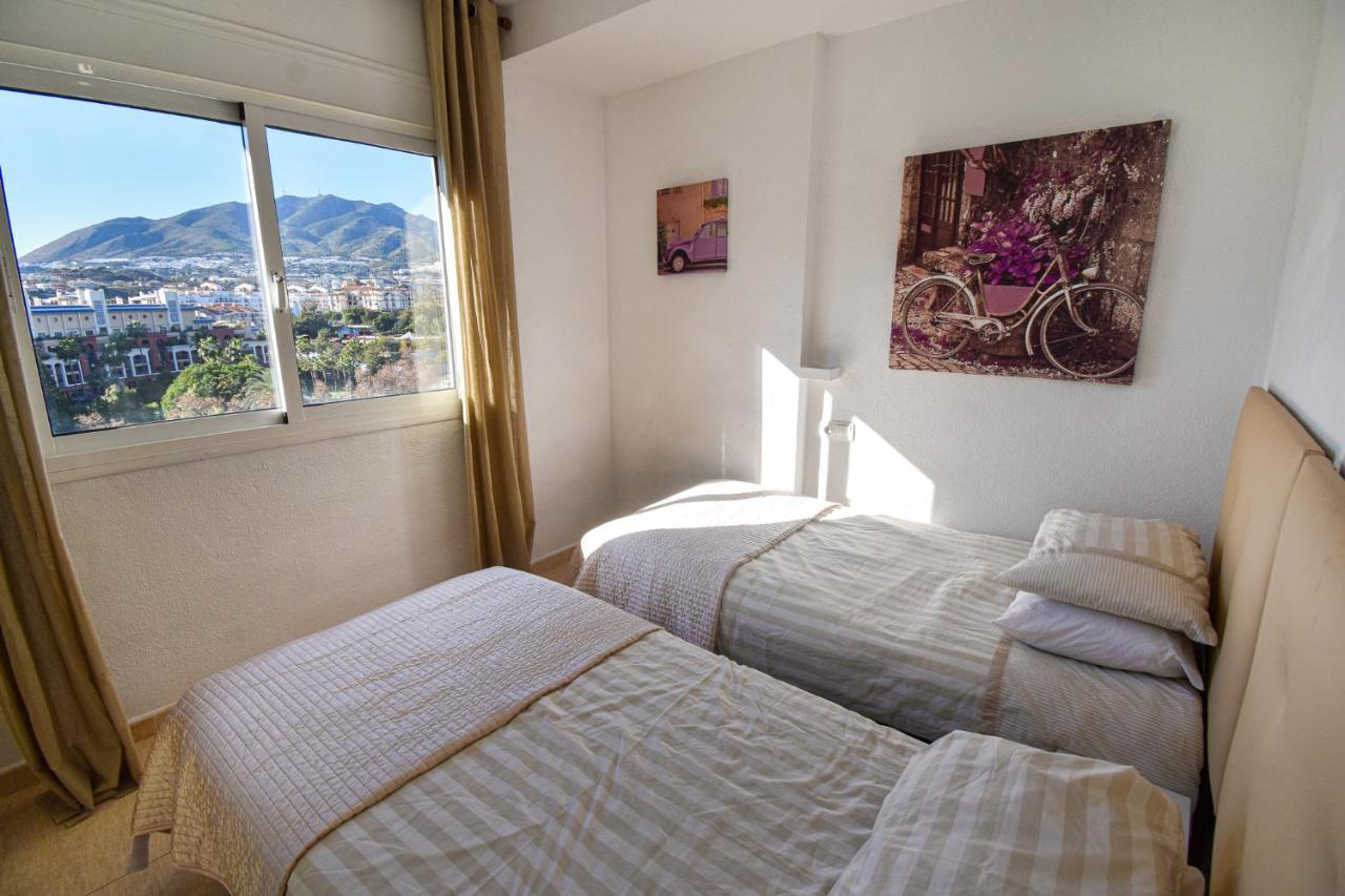 Benal Beach, Superb 2 Bedroom 2 Bathroom Front Sleeps 6 Apartamento