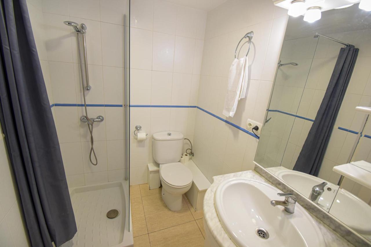 Appartement Benal Beach, Superb 2 Bedroom 2 Bathroom Front Sleeps 5 Benalmádena